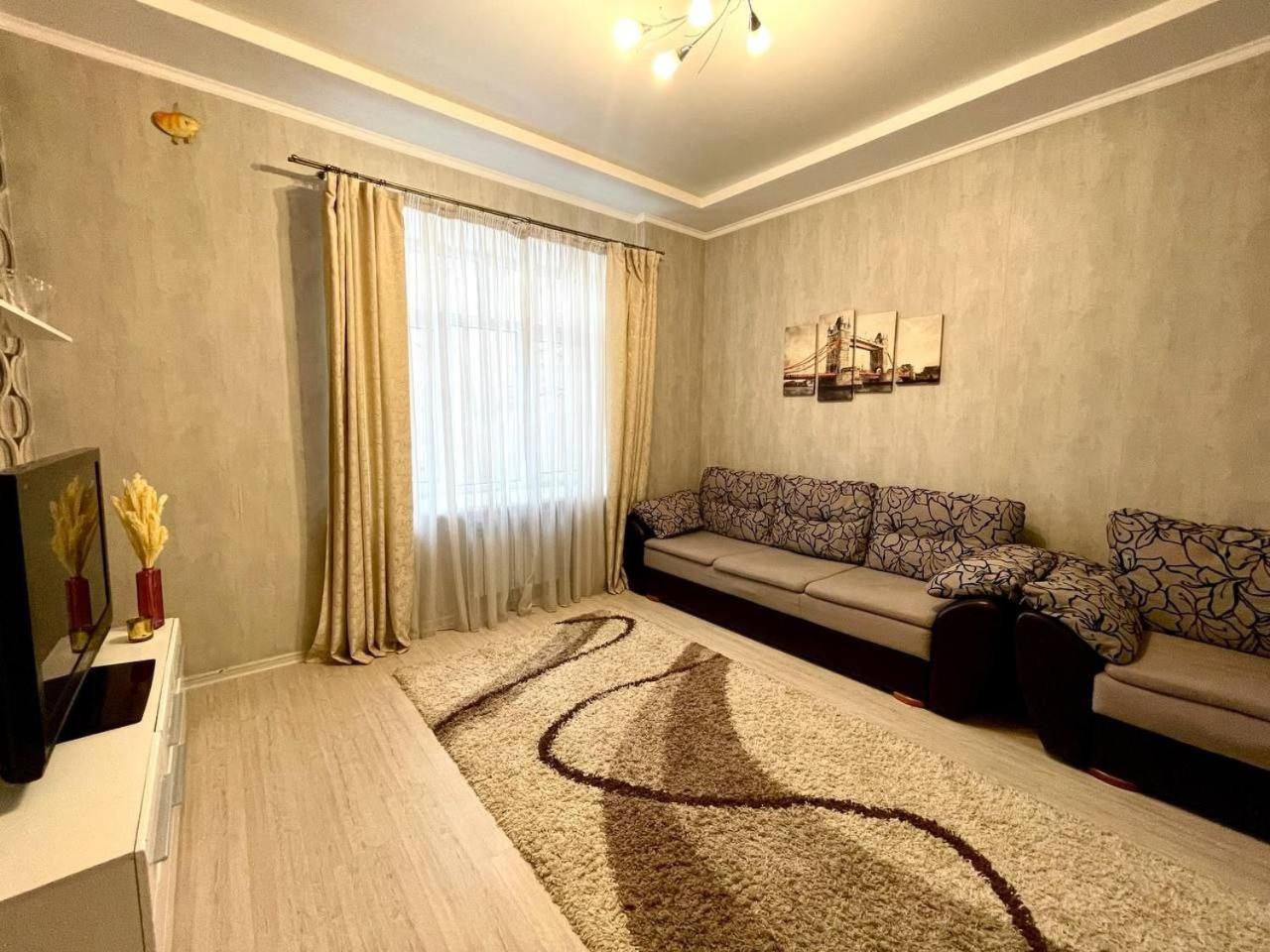 Apartments On Skovoroda Street Kharkov Luaran gambar